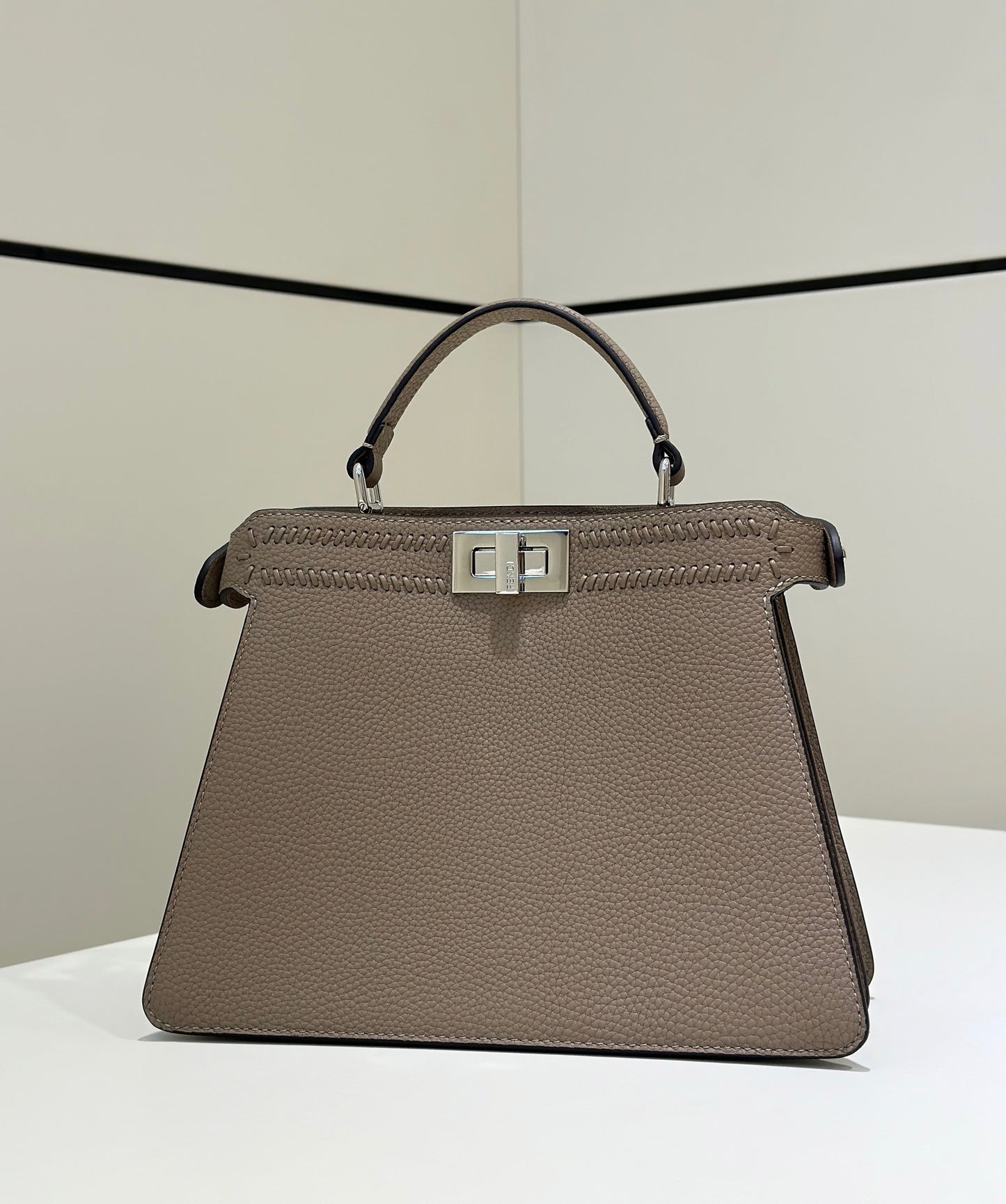 Noir Élégance Mini Luxe Bag