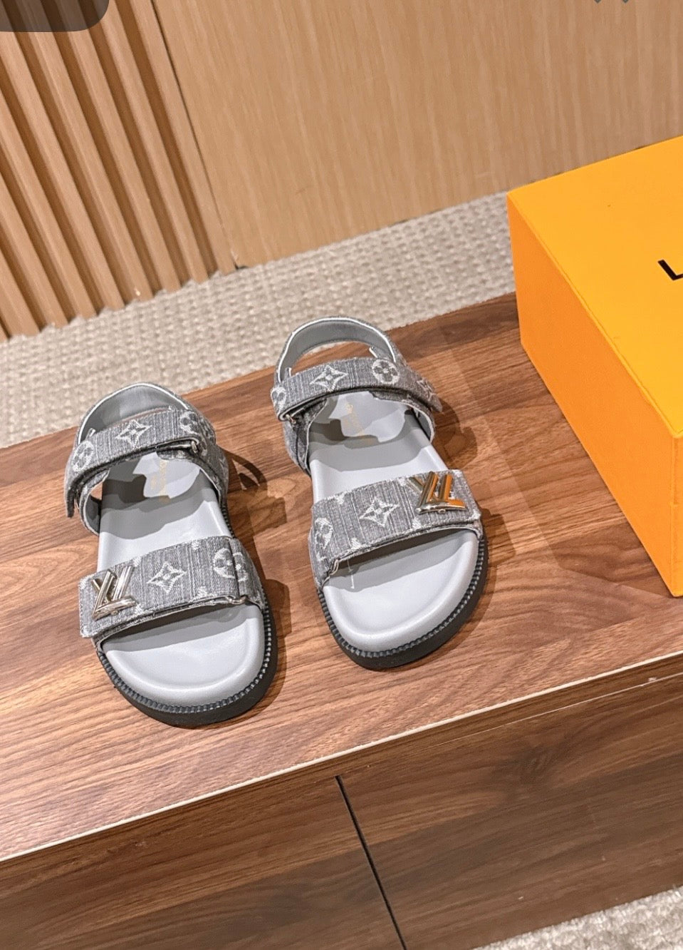 Atelier Riviera Luxe Comfort Slides – 10 Color Collection