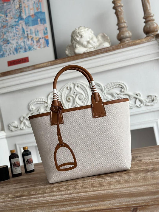 Atelier Maison Blanc Tote