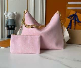 SIZE: 38 x 33 x 10 cm