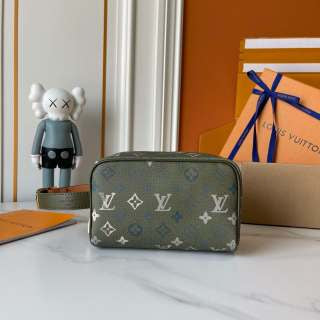 LULU LOCKER DROP KIT MONOGRAM BLACK SIZE 23.0