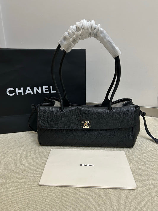 Chanel 26S runway baguette bag