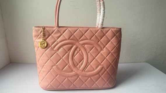 CHANEL size 30x14x24cm