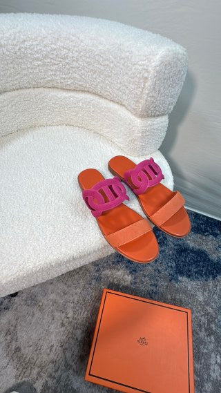 2026 HER SANDALS