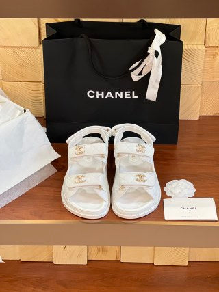 C SANDALS