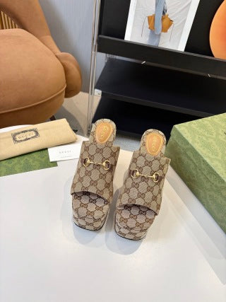 GU PLATFORM SHOES