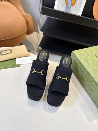 GU PLATFORM SHOES